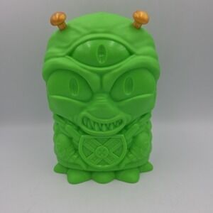 EMPTY TREASURE X Mega Green Alien Dissection Figure EMPTY